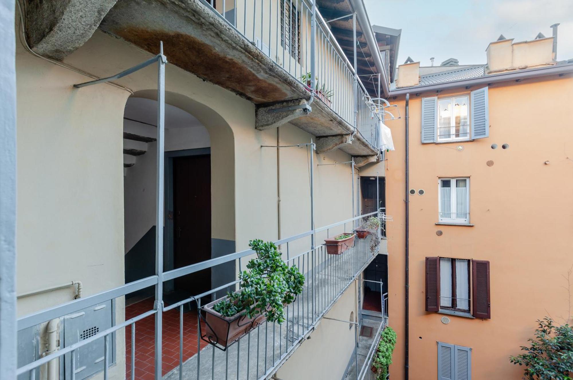 Sant Ambrogio Lovely Flat Milan Exterior photo