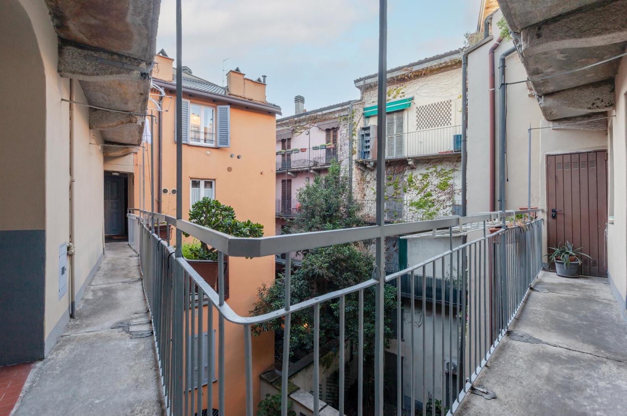 Sant Ambrogio Lovely Flat Milan Exterior photo