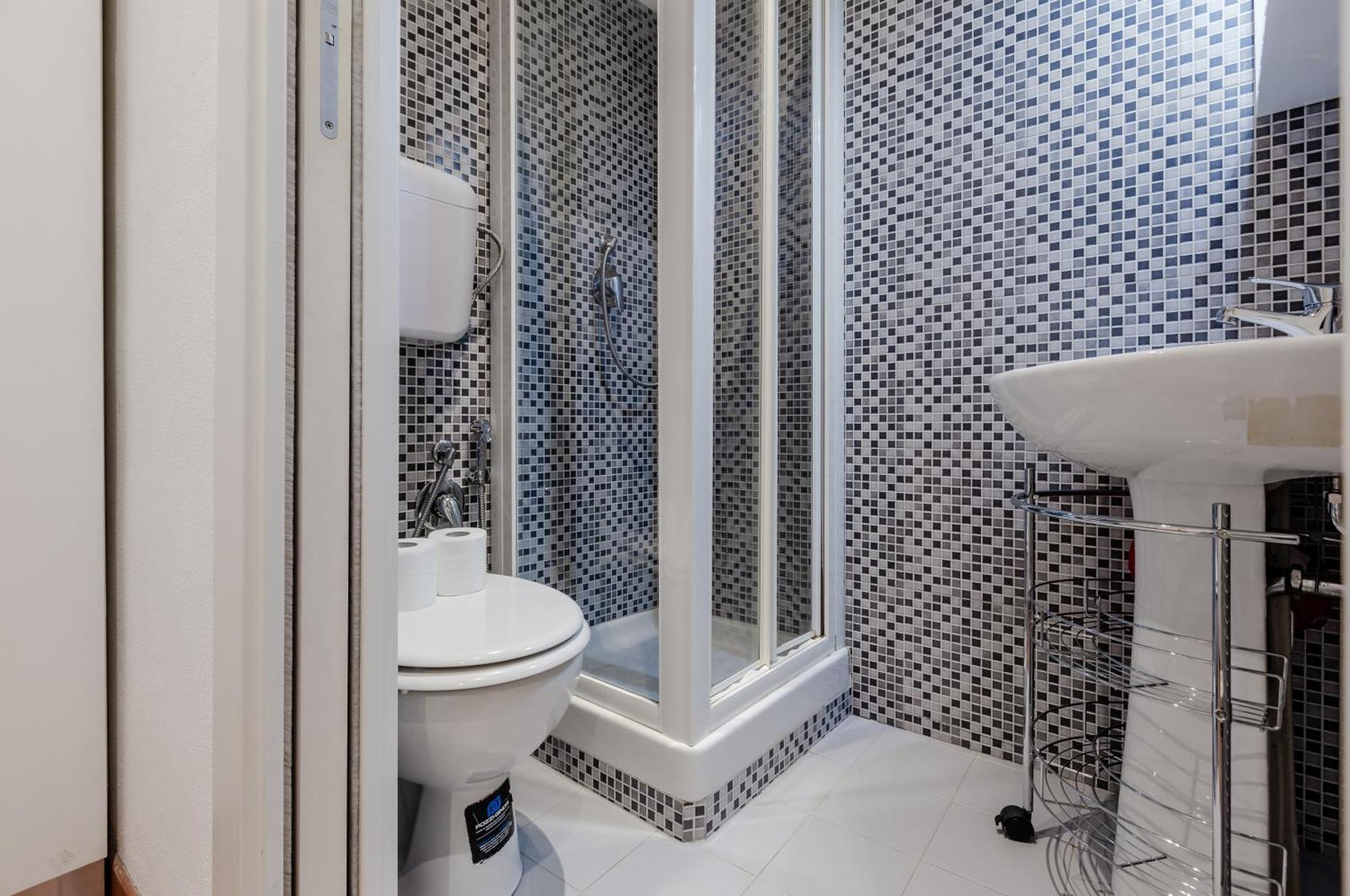 Sant Ambrogio Lovely Flat Milan Exterior photo